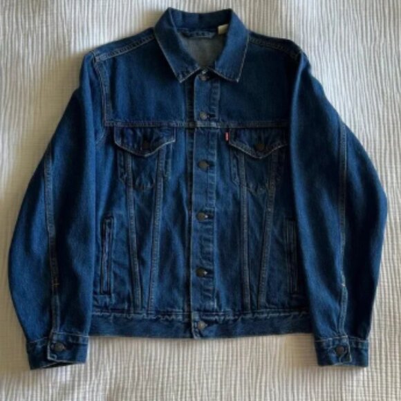 Levi's Vintage Fit Trucker Jacket - Picture 1 of 4